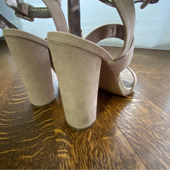 Nude Steve Madden heels - Picture 2 of 2